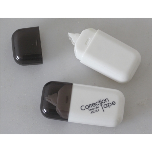 修正テープIII
