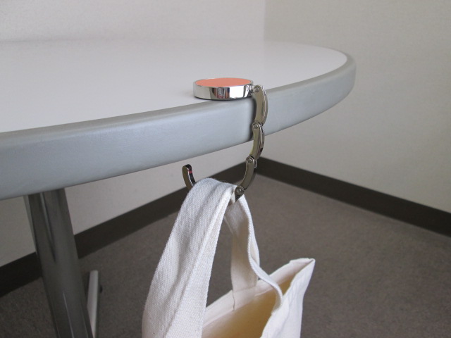 ノベルティ：バッグハンガー（1P）