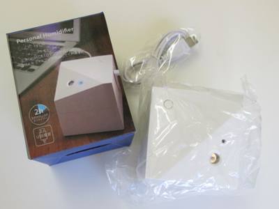 ノベルティ:パーソナル加湿器 キューブタイプ