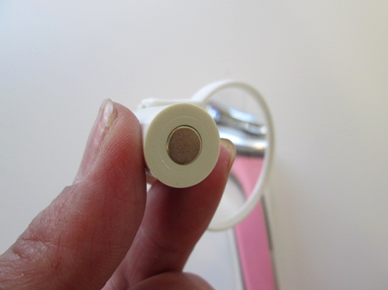 ノベルティ:ルック拡大レンズ付きつめ切り