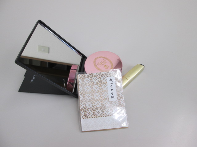 ノベルティ:あぶらとり紙 10枚(台紙入)