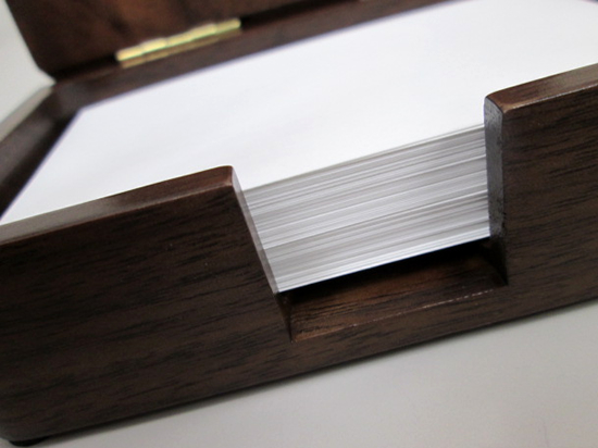 ノベルティ:名刺ボックス