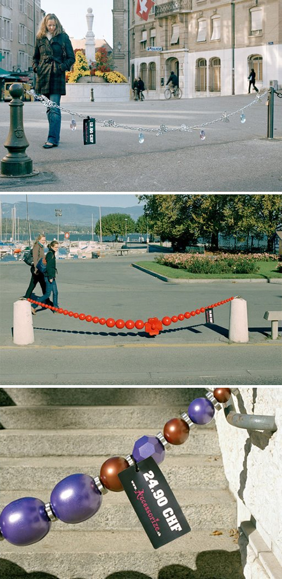 アクセサリーブランド(Accesorize)の屋外キャンペーン。バッグや装飾品を扱う老舗ファッションブランドが展開したセールの告知だそうです。<イギリス>