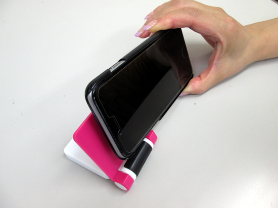 ノベルティ:画面クリーナー付モバイルスタンド