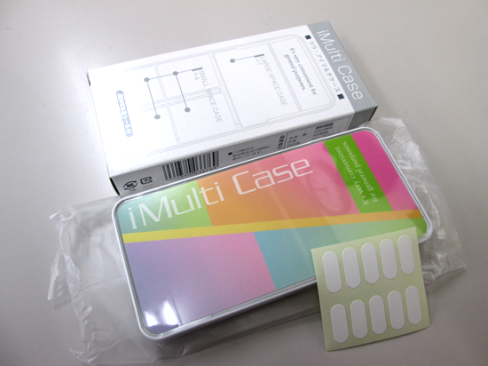 ノベルティ：ララ・アイマルチケース