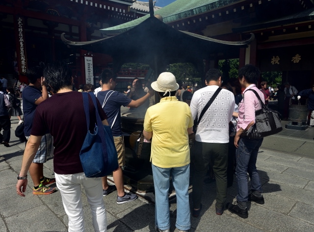 観光名所を歩くWEBライター、人気の秘密を探る。浅草エリア編