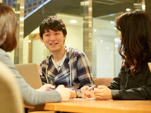 あなたも知らぬ間に!?「上から目線」の話し方を直す方法5つ