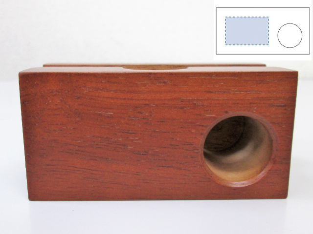 ノベルティ：ラバーウッドスピーカースタンド シングルホーン ブラウン